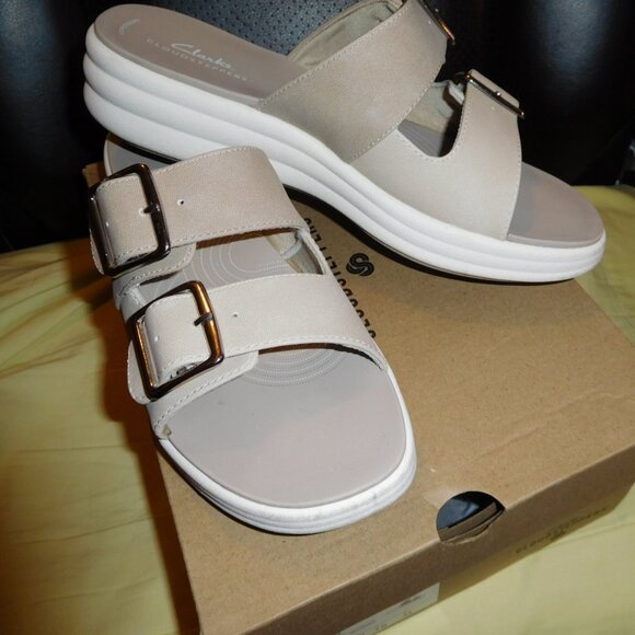 Cloudsteppers by Clarks Shoes - NEW 9.5 M CLARKS Women's Drift Buckle Slip-On Slide Wedge Sandals BEIGE